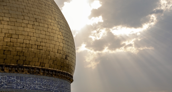السلام عليك يا أبا الفضل العباس