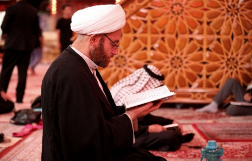  إِلَهِي تَصَاغَرَ عِنْدَ تَعَاظُمِ آلائِكَ شُكْرِي
